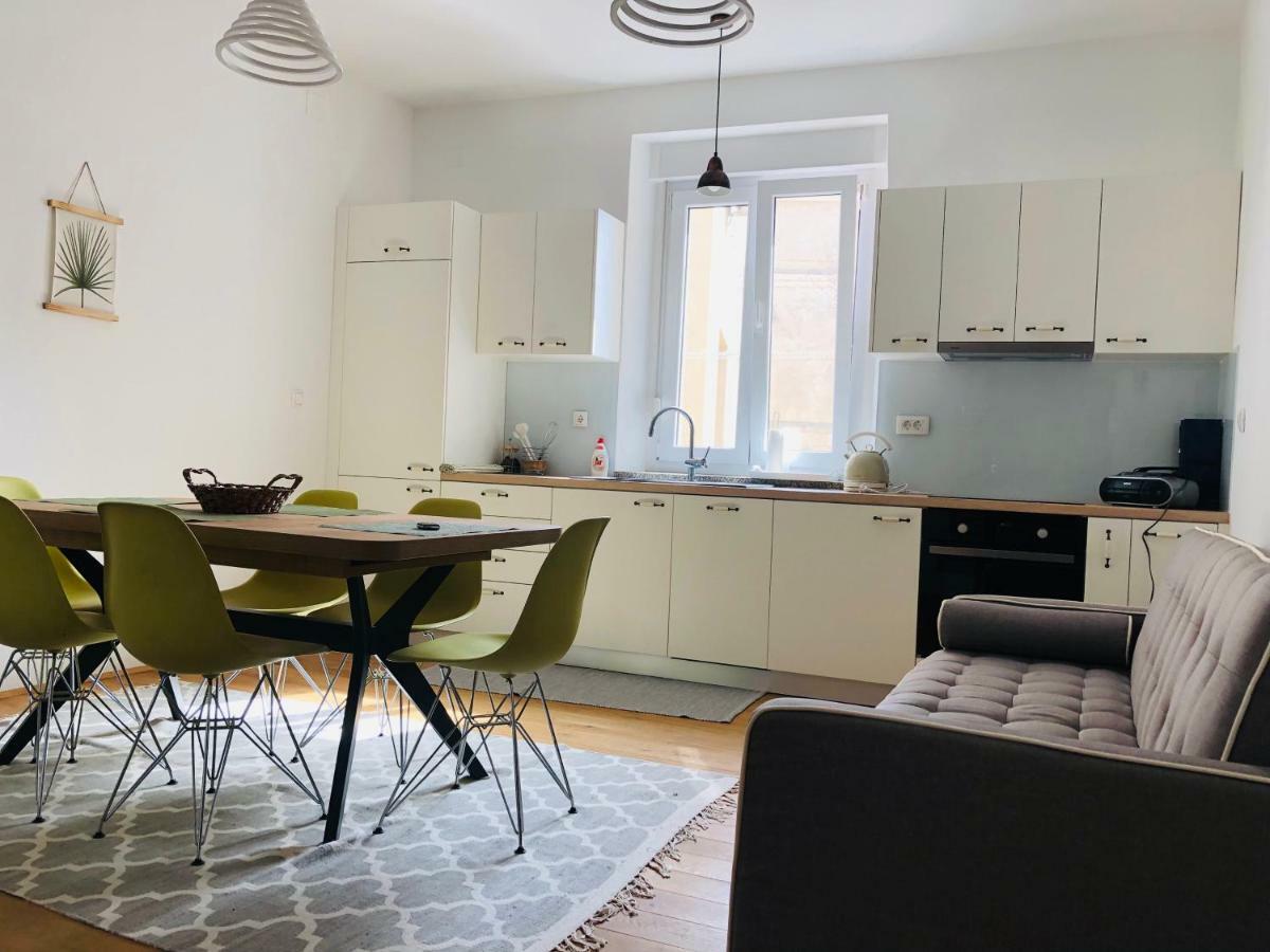 Kolovare Beachfront Apartment ザダル エクステリア 写真